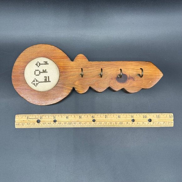 Vintage Wooden Key Holder Hooks Cross Stitch Retro Brown Wall Hanging Decor - Picture 7 of 9